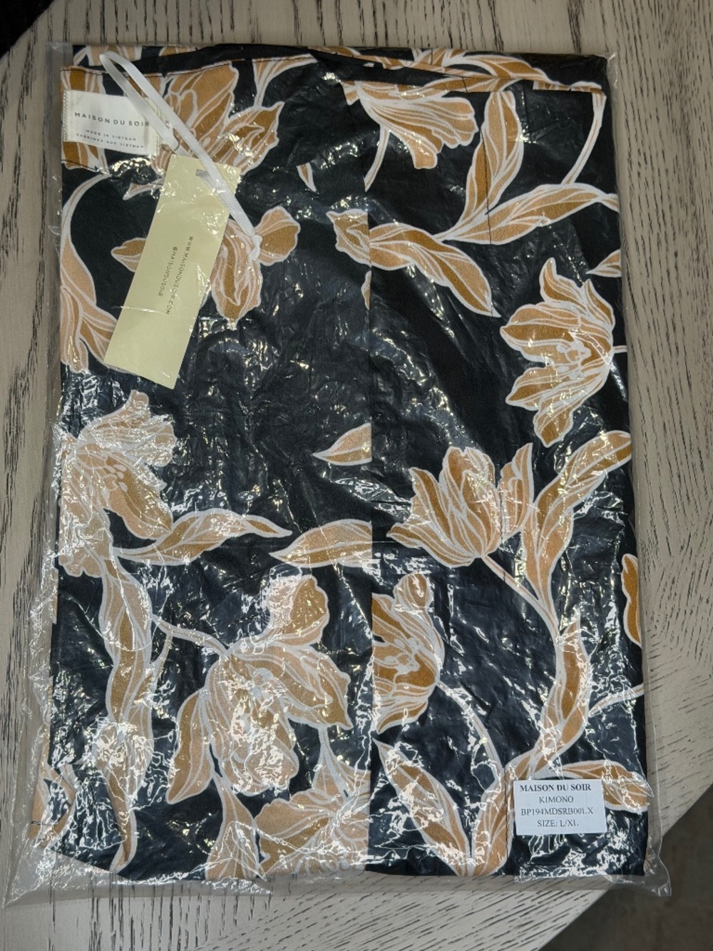 Maison Du Soir Kimono - NWT